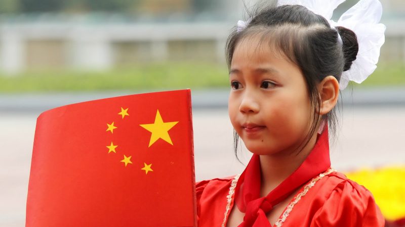 Cờ Trung Quốc “6 sao” – là vô tình hay cố ý?